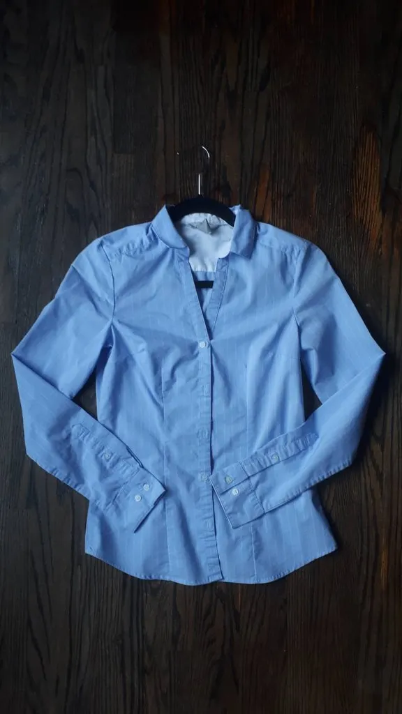 H&M Dress Shirt Size 4 photo 1