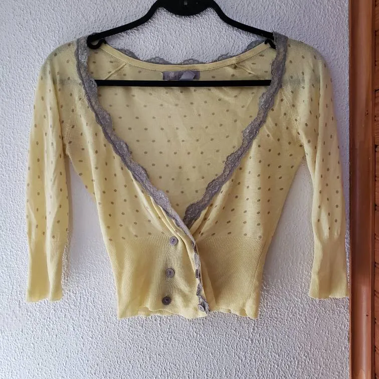 Delicate Top photo 1