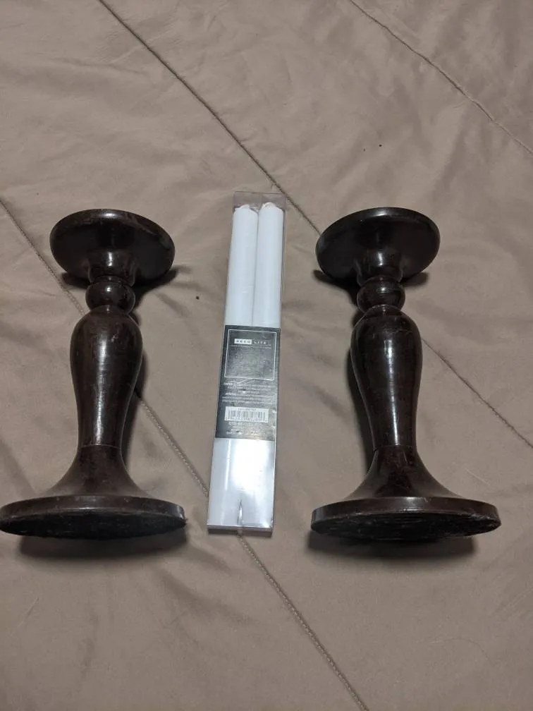 Candle Holder And Candle Set photo 1