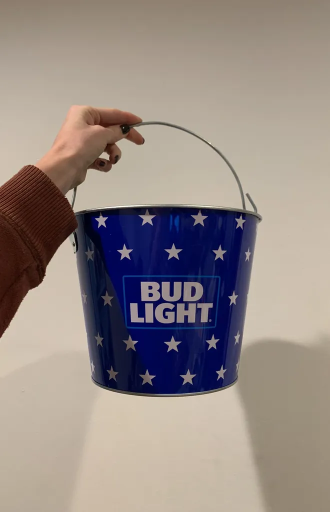 BN BUD LIGHT BEER BUCKET photo 1