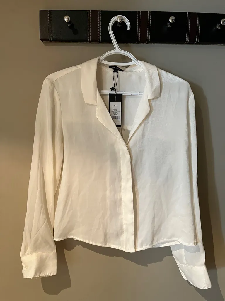 BNWT White Satin Blouse photo 1