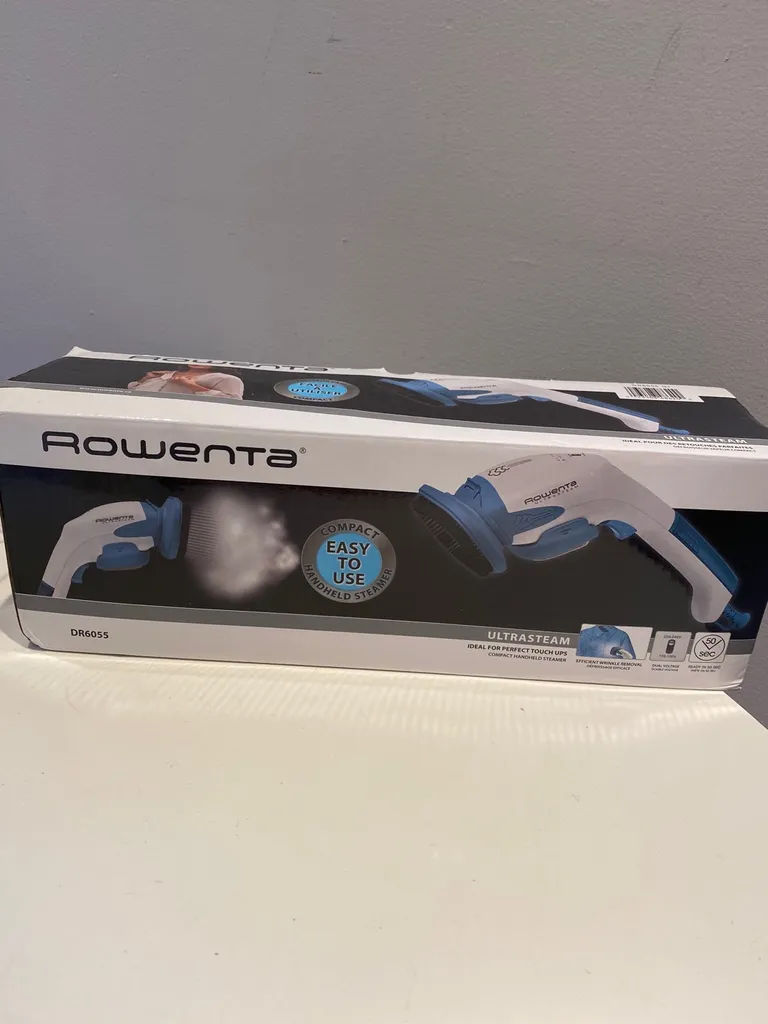 BNIB Rowenta Travel Steamer photo 1