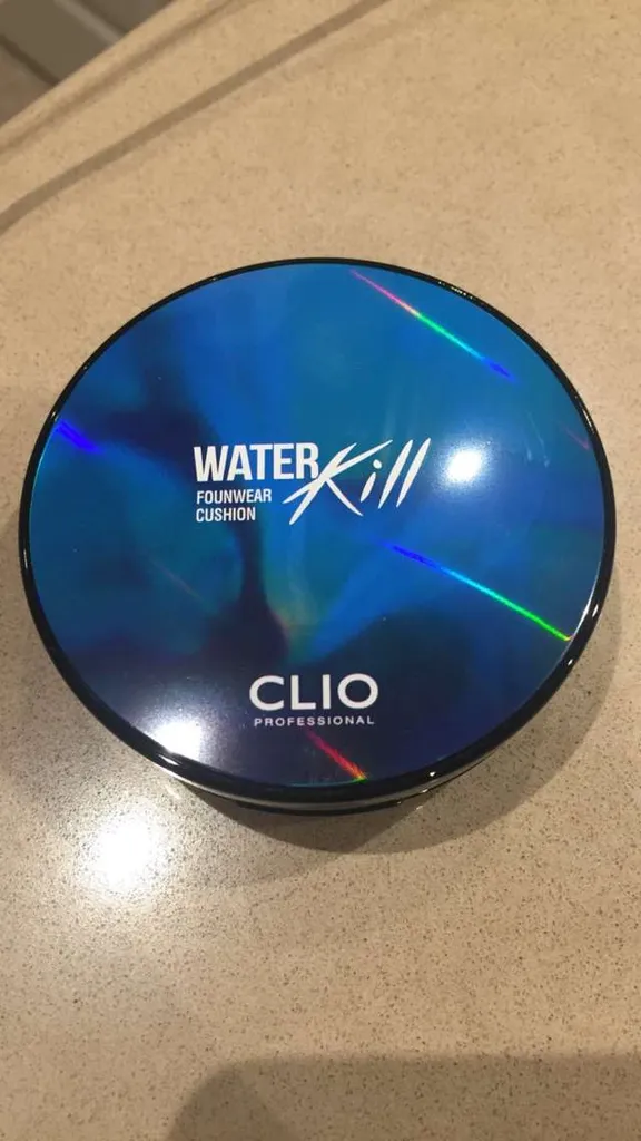 Clio Water Kill Founwear Cushion photo 1