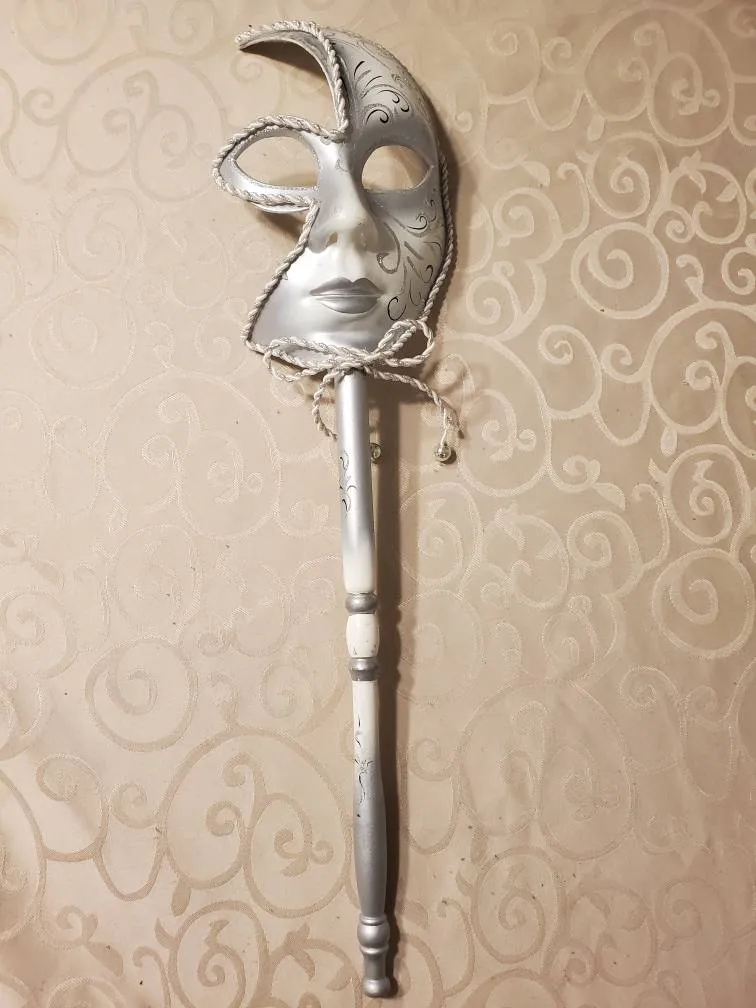 Mardis Gras Mask photo 1