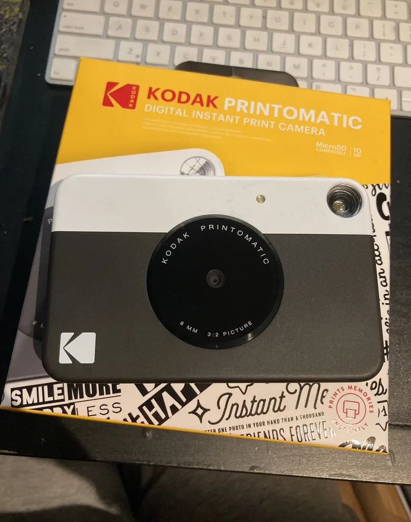 Digital Instant Print Camera photo 1