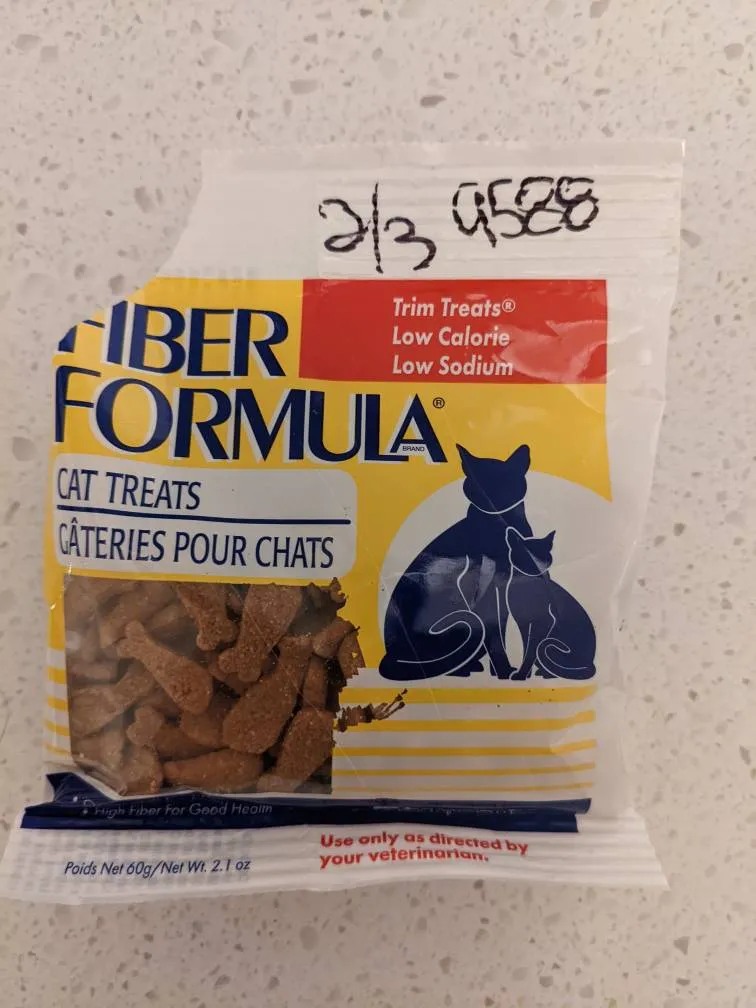 Fiber Formula Cat Treats photo 1