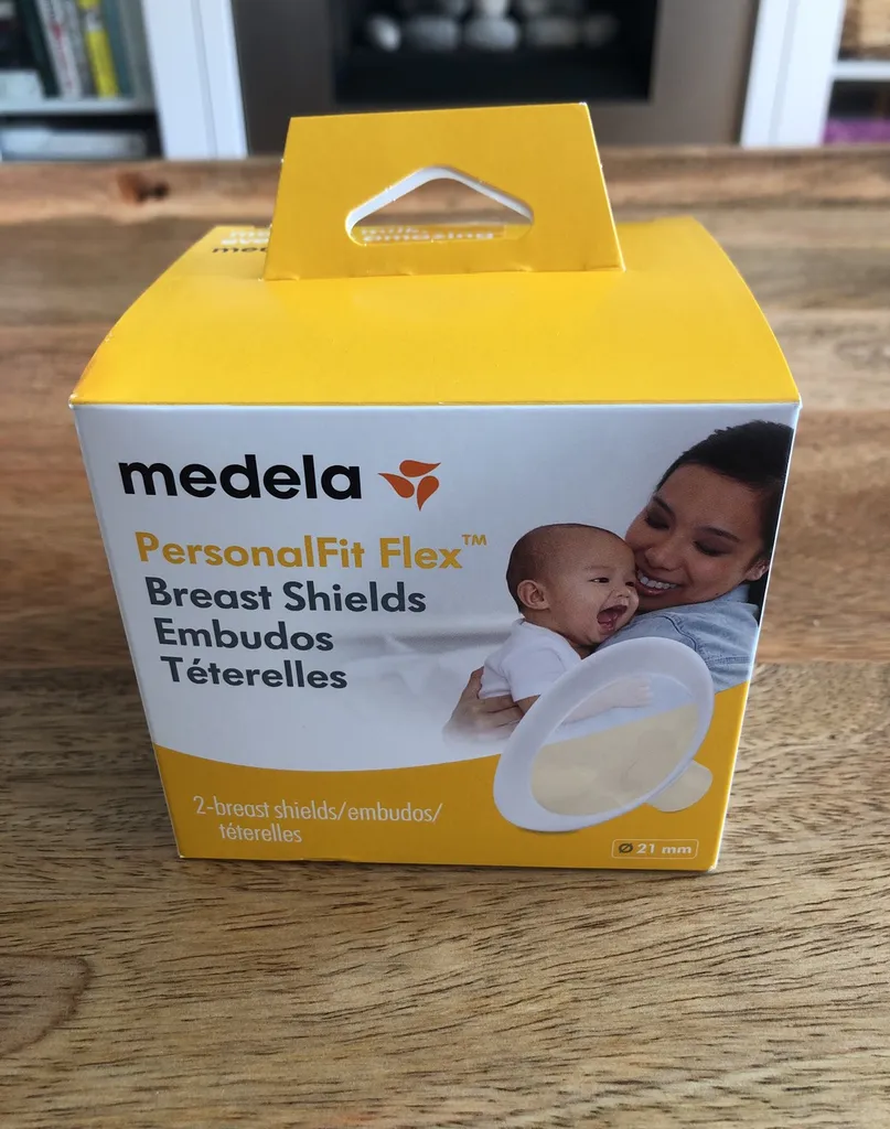 Medela Breast Shields - 21mm photo 1