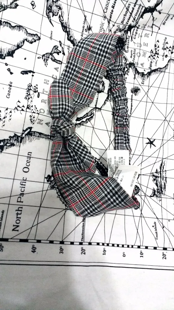 Plaid Knotted Headband photo 1