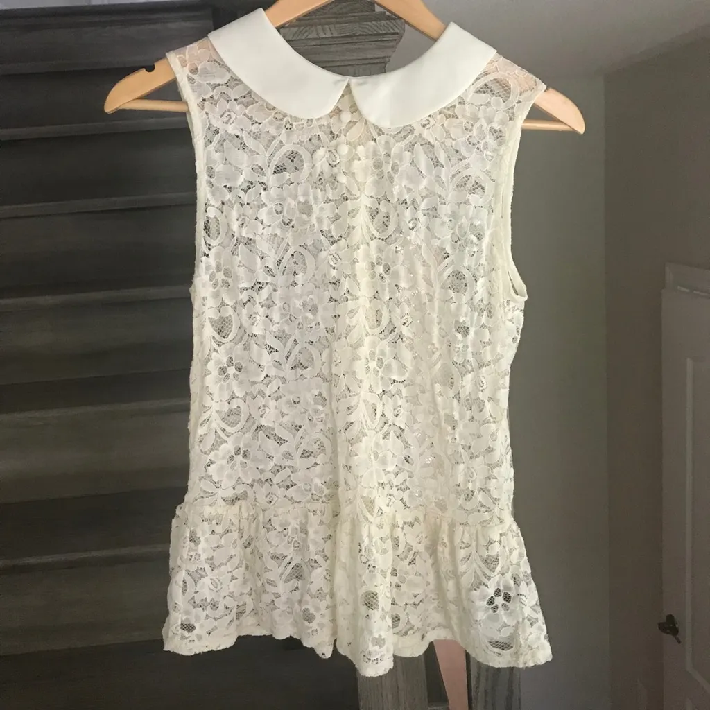 NWOT Forever21 Lace Top photo 1