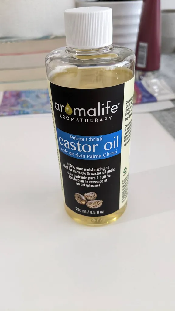 100% Pure Castor Oil photo 1