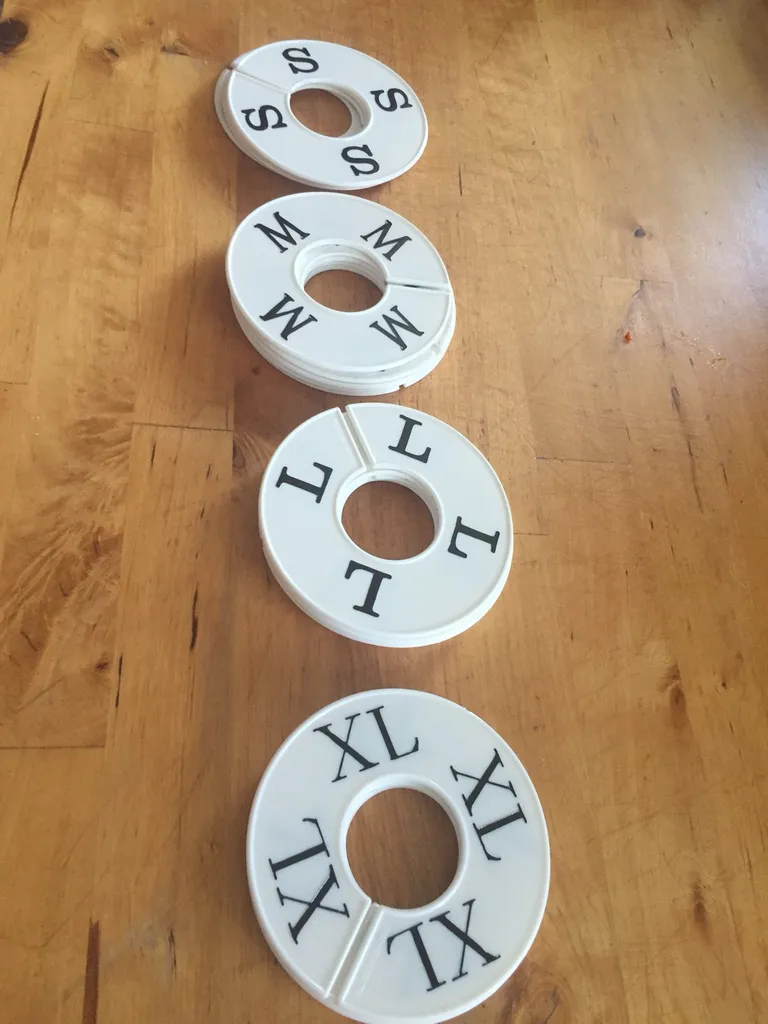 Plastic Size Tags photo 1