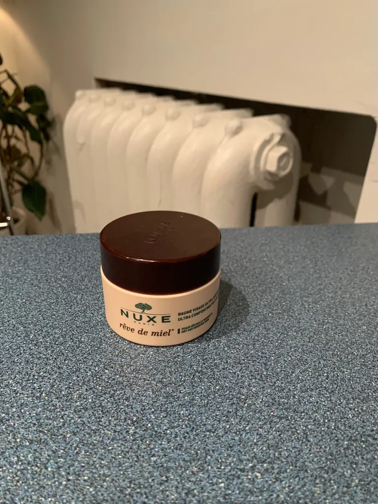 Nuxe moisturizer photo 1