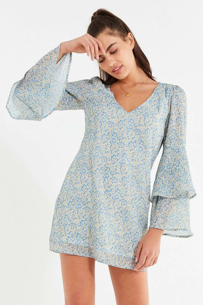 Urban Outfitters Daisy Bell Sleeve Dress - Size M photo 1