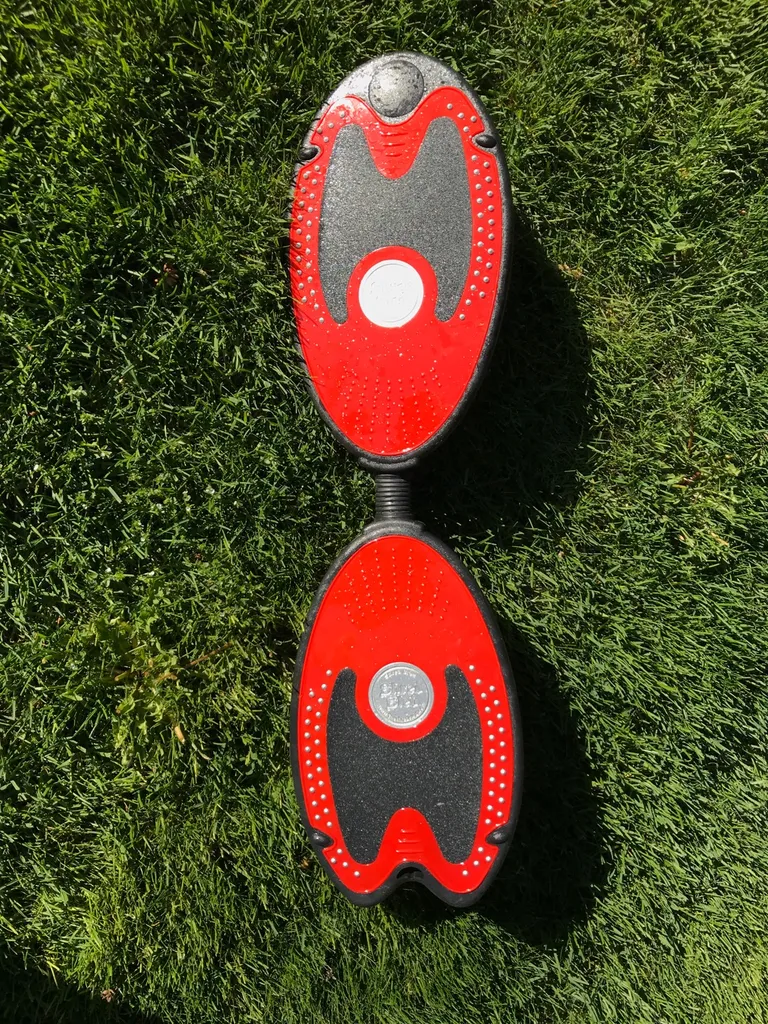 Red Sled Shred skateboard photo 1