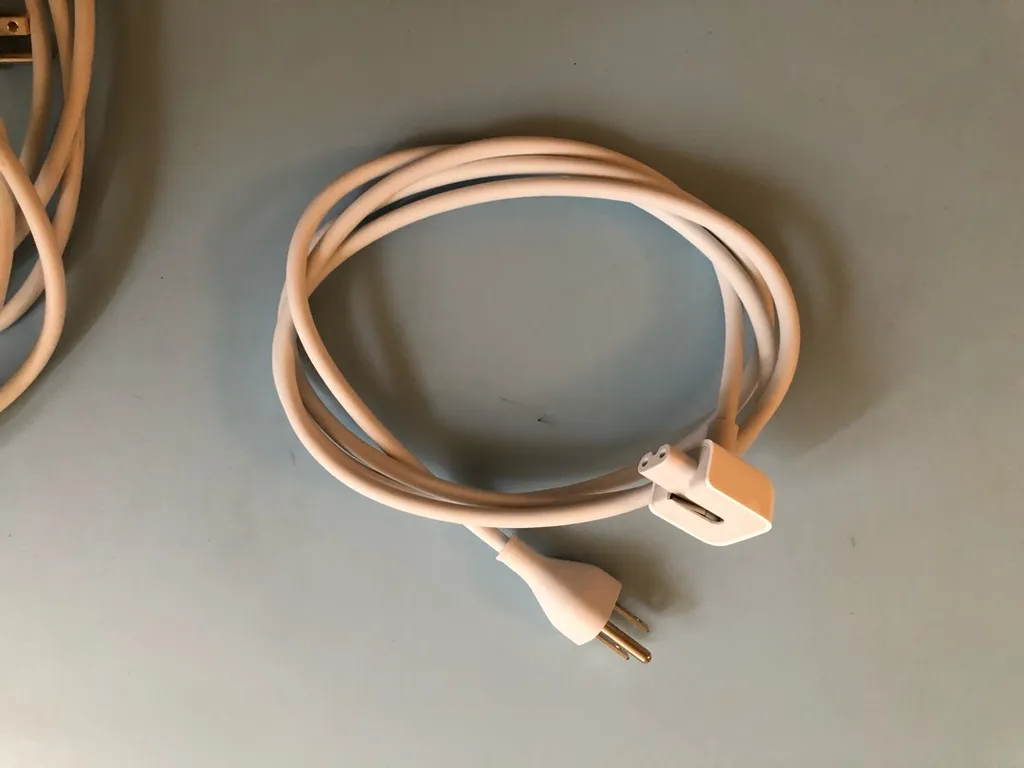 Apple Power Adapter Extension Cable photo 1