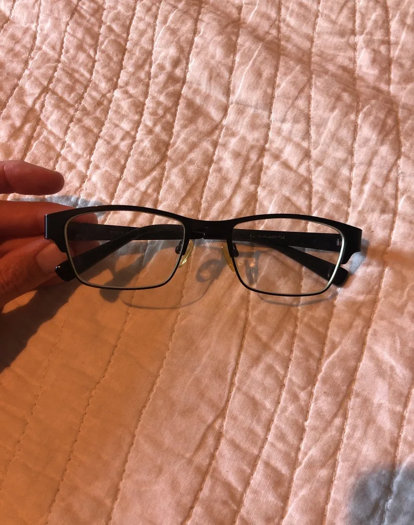 Prescription glasses photo 1
