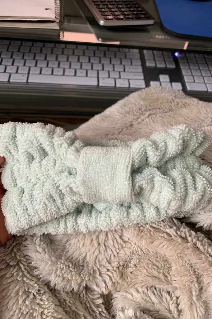 Makeup Headband photo 1