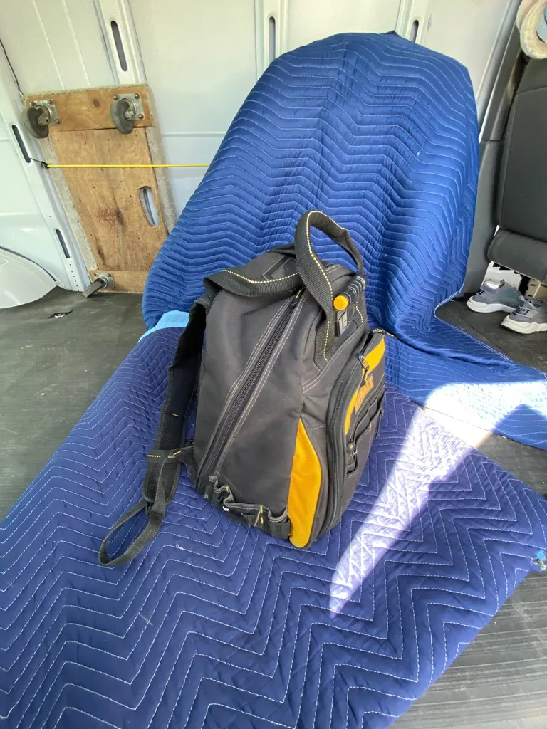 Dewalt  tool bag photo 1