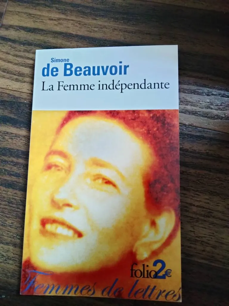 La Femme Independante photo 1