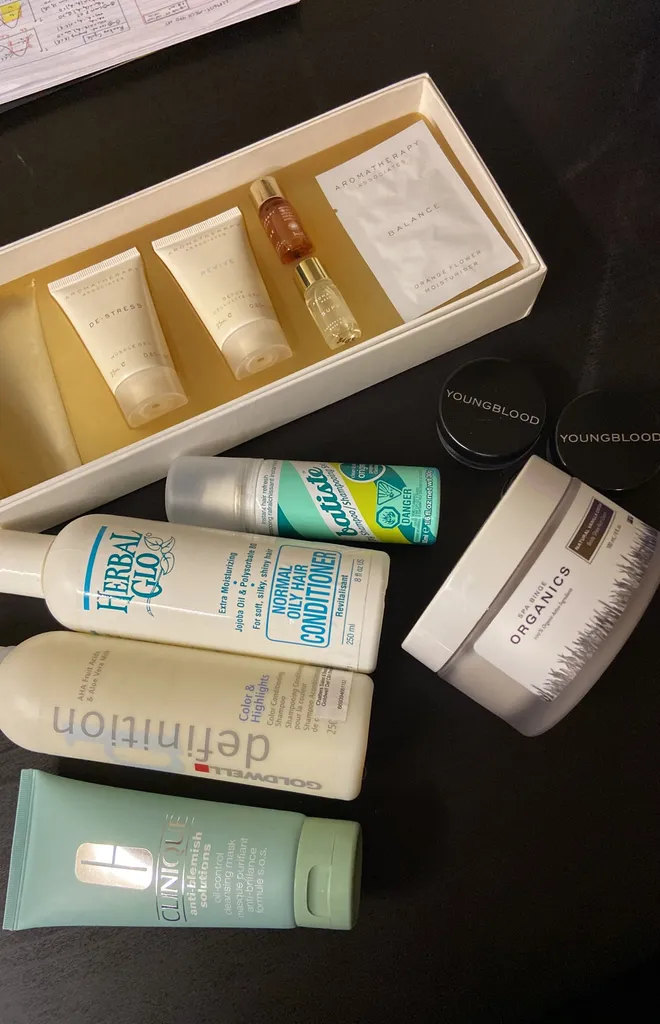 More Cosmetics: Hair Care, Skincare, And Body photo 1