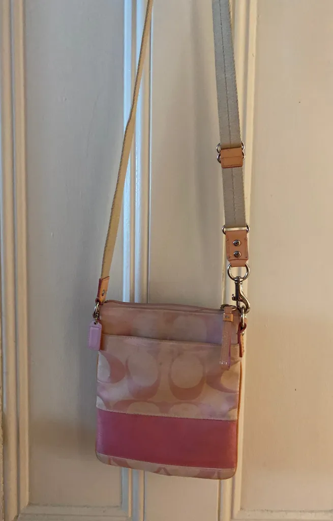 Genuine Coach Crossover Bag photo 1