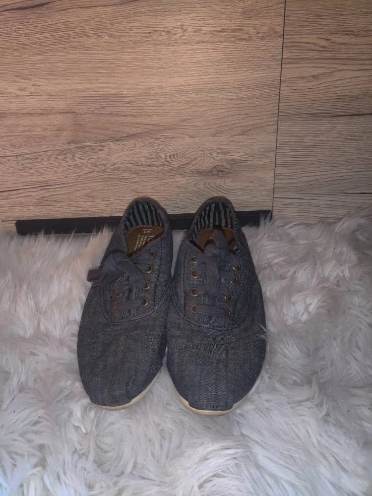 Women's Tom's photo 1