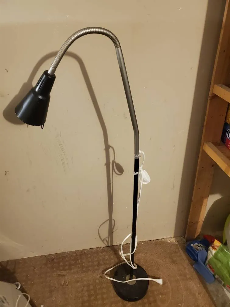 Floor Lamp photo 1