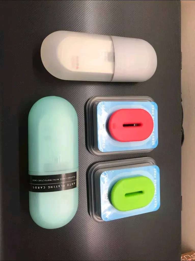 🎁 Umbra Playing Cards photo 1