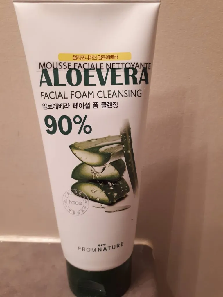 Korean Aloe Face Cleanser photo 1
