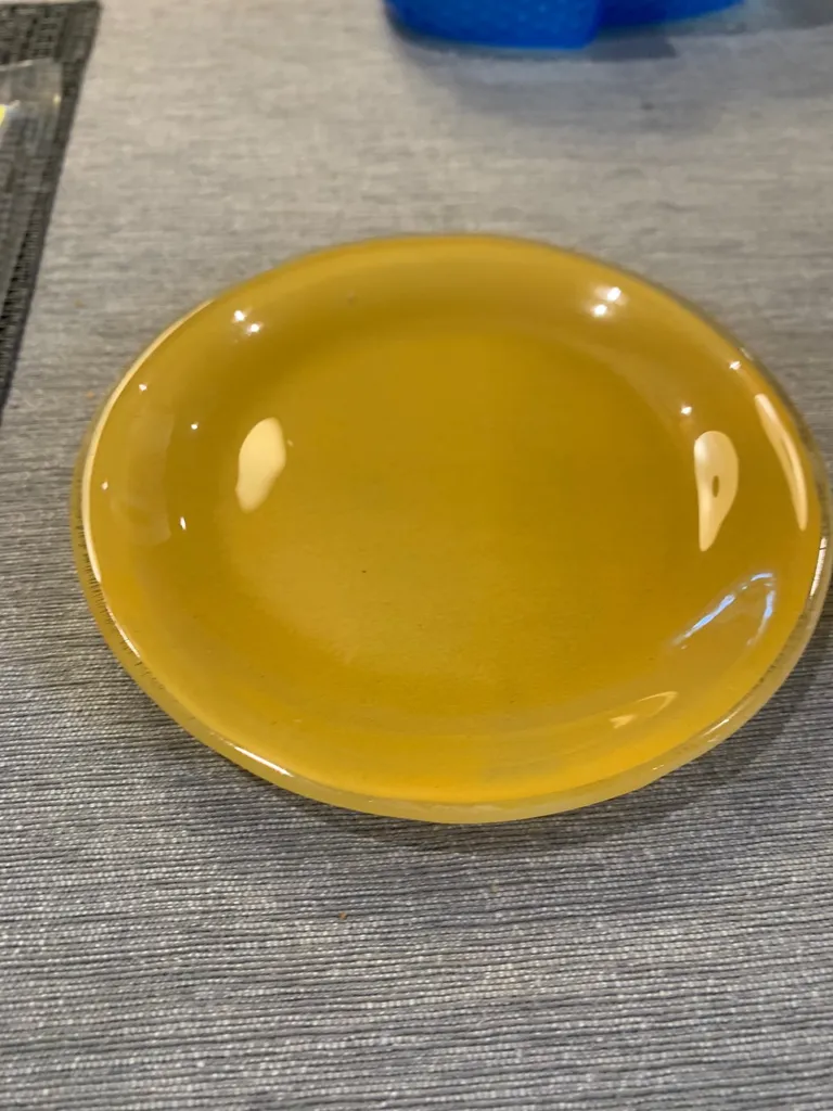 Yellow Glass Plate photo 1