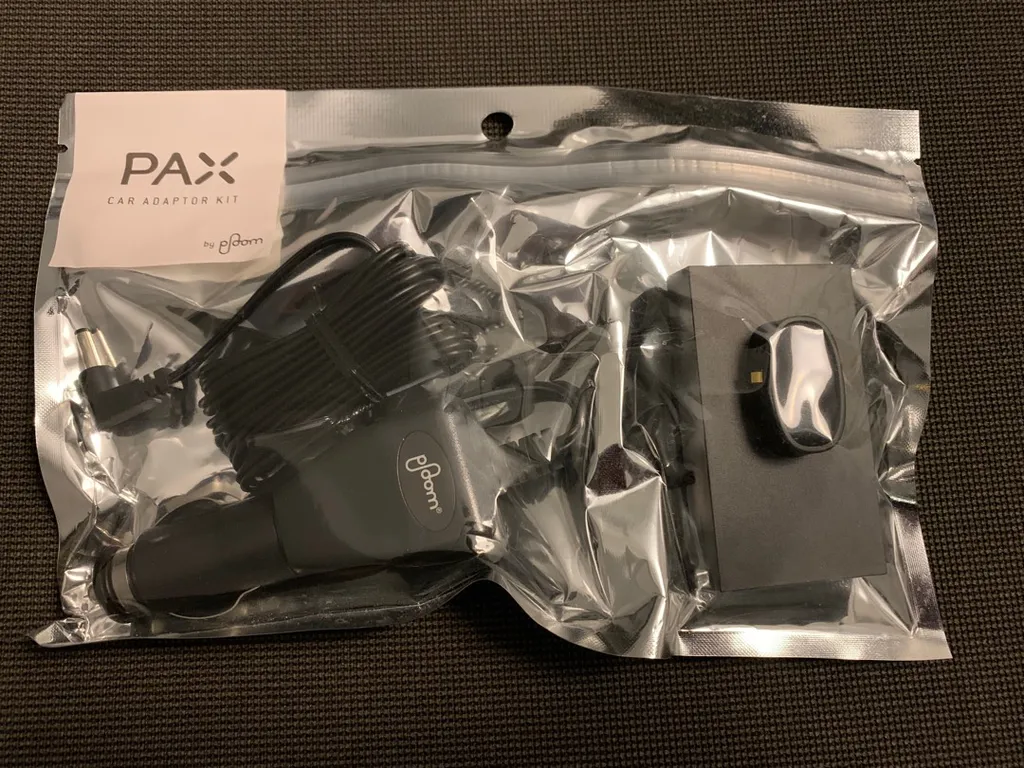 PAX Ploom Car Charger photo 1