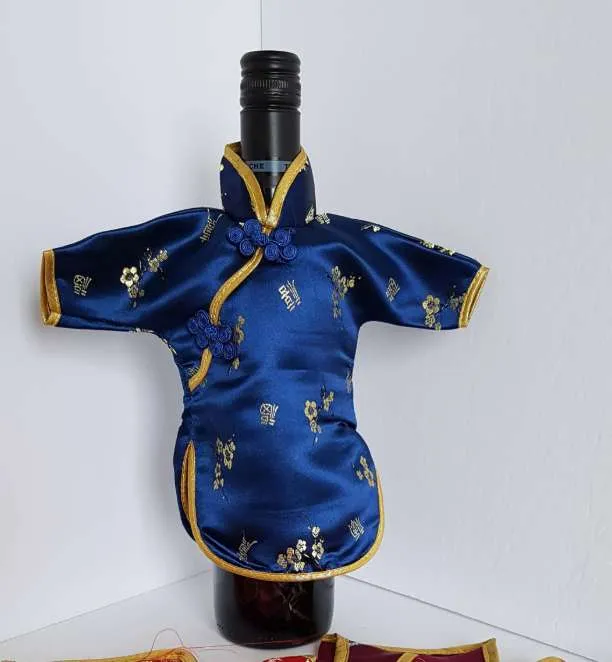 Fun Wine Sleeves photo 1