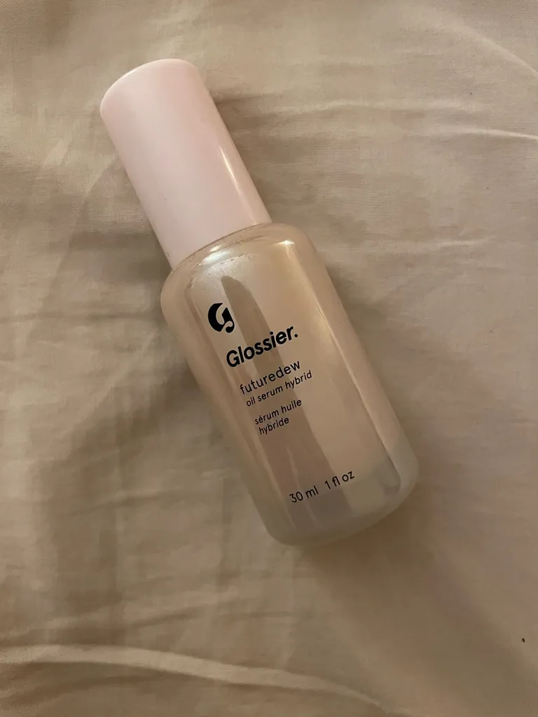 Glossier Futuredew photo 1