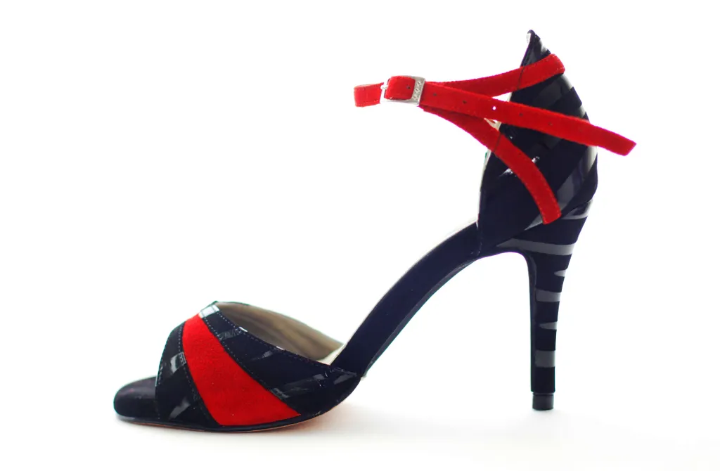 Dance Shoes (good special events) - NEW (slightly damaged ins... photo 1