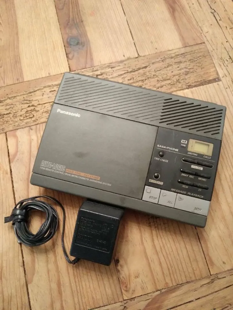 Old Answering Machine photo 1
