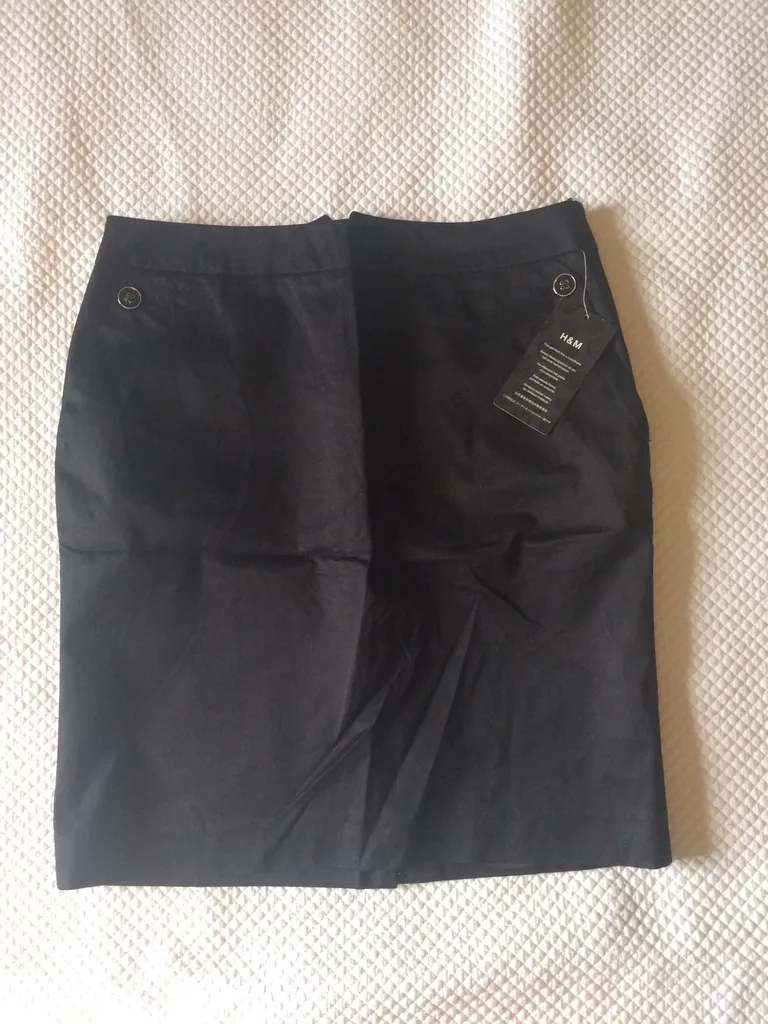 BNWT Black Skirt For Work Or Whichever Occasion photo 1
