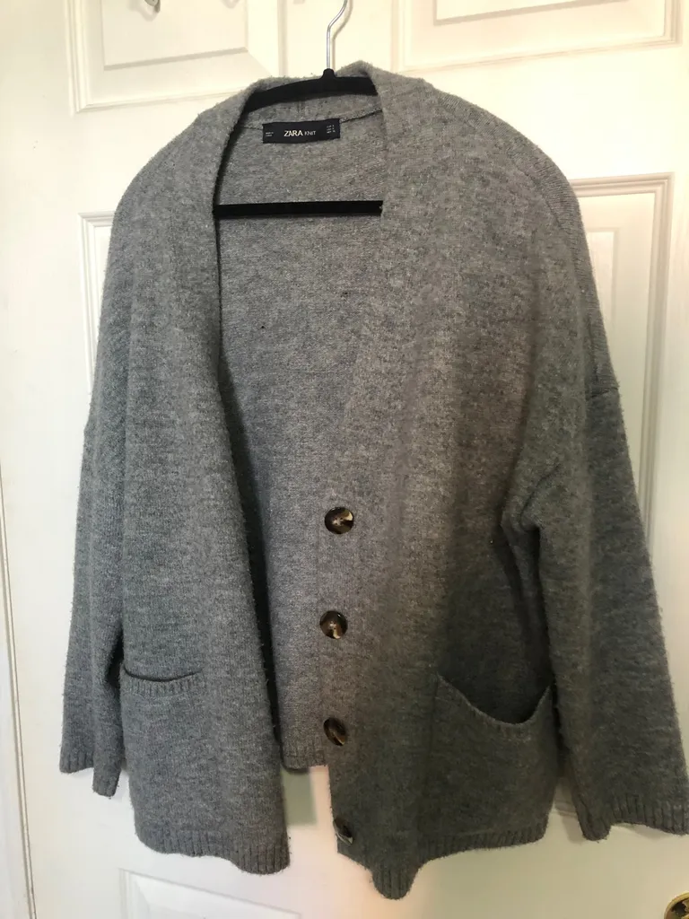 Zara Knit Cardi Size Sm photo 1