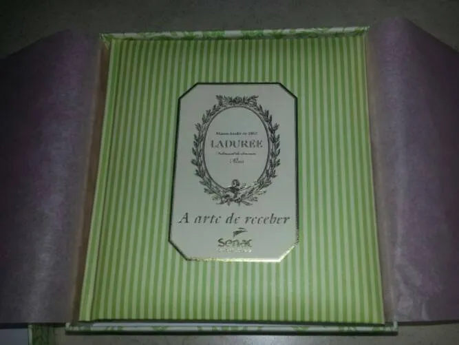 BNIB Giftable Ladurée Paris Collector's Book, New In Box & Gi... photo 1