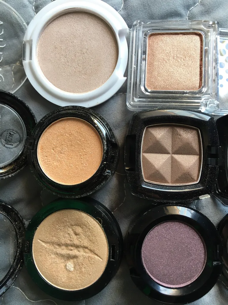 Various Eyeshadows photo 1