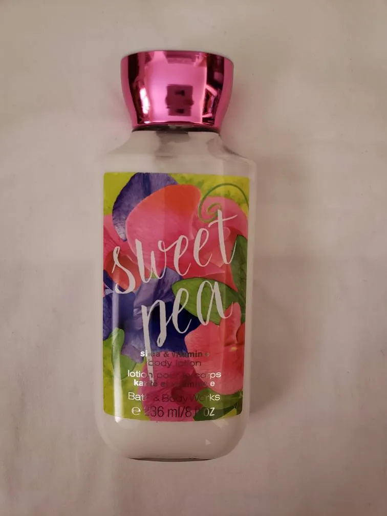 Bath And Body Works Sweet Pea Body Lotion photo 1