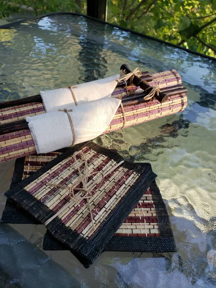 NEW wooden table set (giftable) photo 1