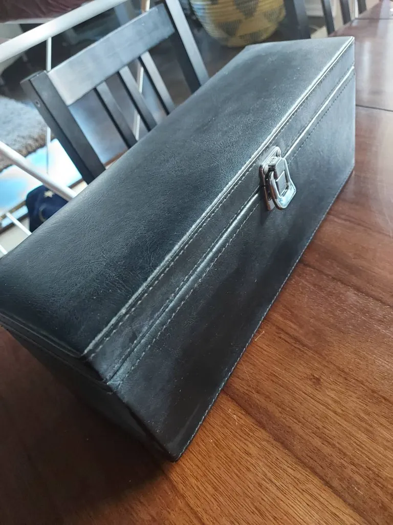 Wine Box With Accessories photo 1