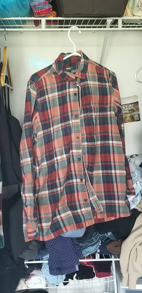 Roots Flannel photo 1