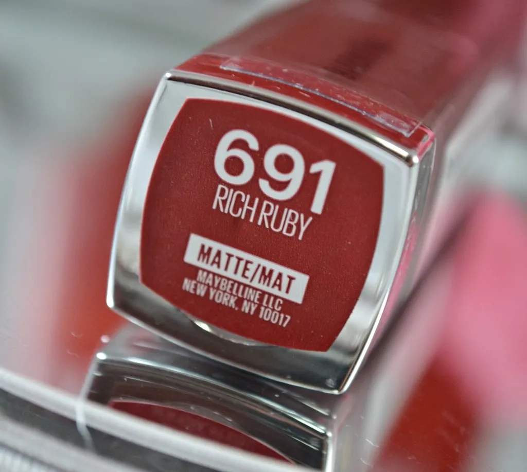 Maybelline Lipstick (shade: Rich Ruby) photo 1