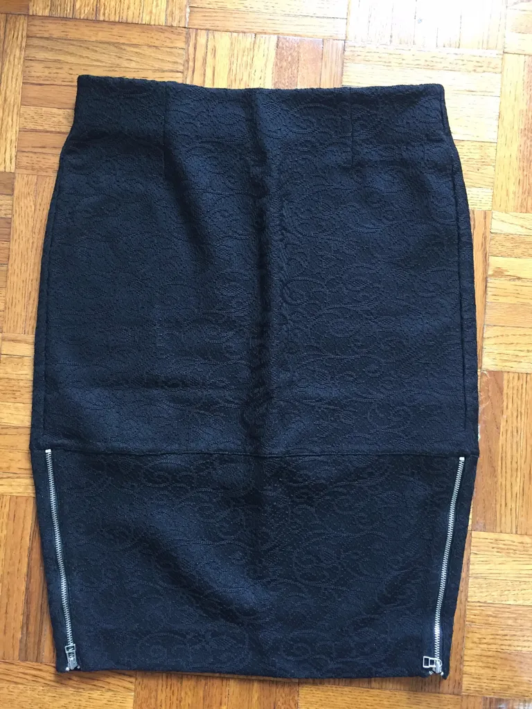 Wilfred black campagne pencil skirt size 6 in EUC photo 1