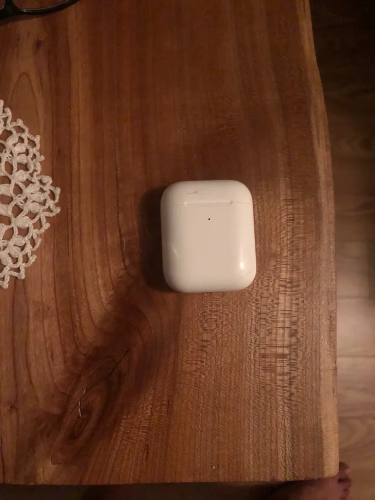 Apple AirPods Charger ( Charger Only) photo 1