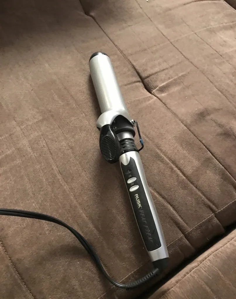 Hair Curling Iron photo 1