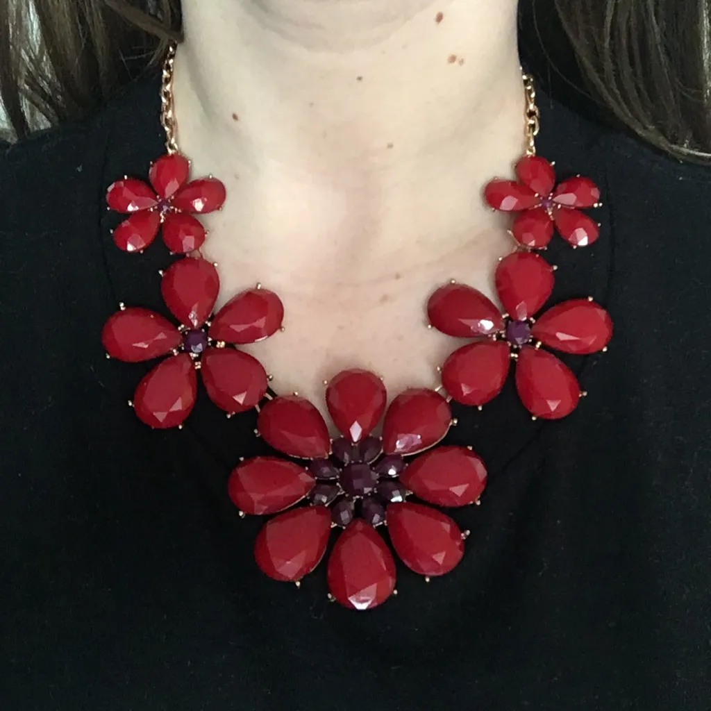 Flower Necklace photo 1