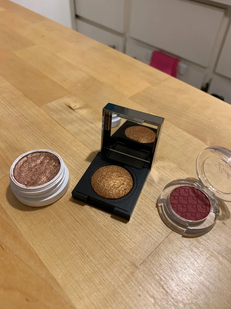 Eyeshadow! (Clio traded) photo 1