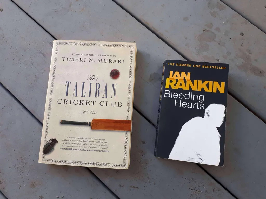 2 bestsellers photo 1